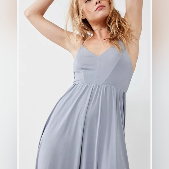 NWT Silence + Noise (Urban Outfitters brand) Culotte Jumpsuit in Medium - Picture 2 of 6